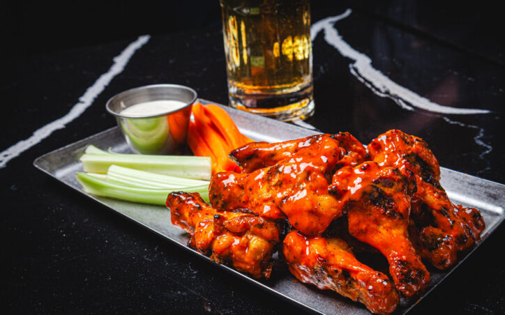 Chicken Wings at Fatpour