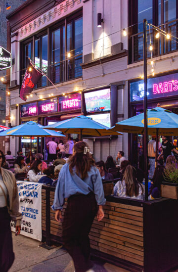 Fatpour Wicker Park Sports Bar with Patio