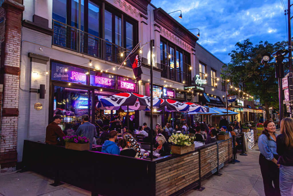 Fatpour Wicker Park Sports Bar with Patio