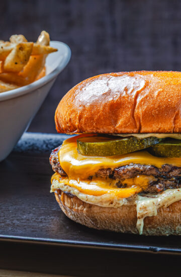 FPLW classic smash burger fries 9179