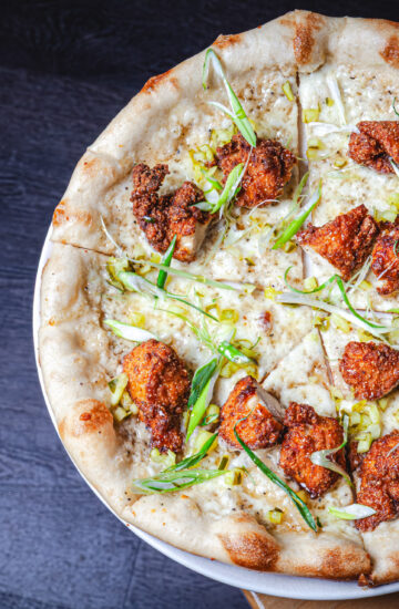 FPLW hot honey chicken pizza
