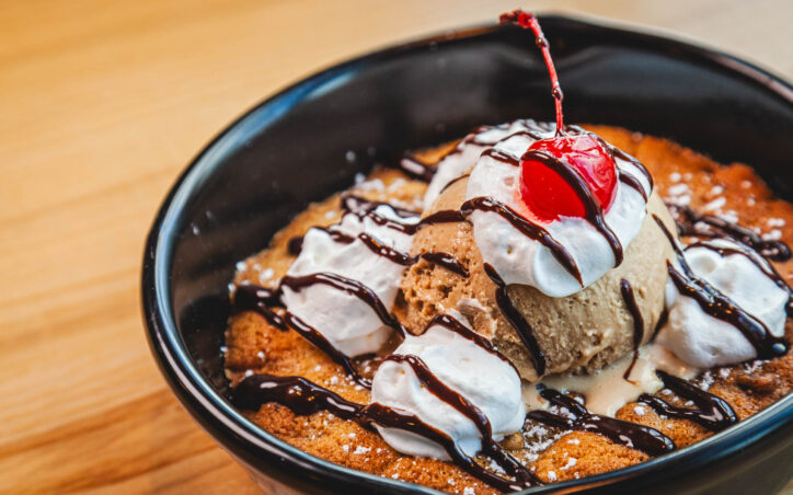 fatpour tap works skillet cookie 9399 1 724x452 1